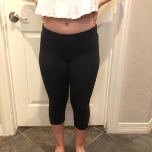 black and blue lulu lemon leggings